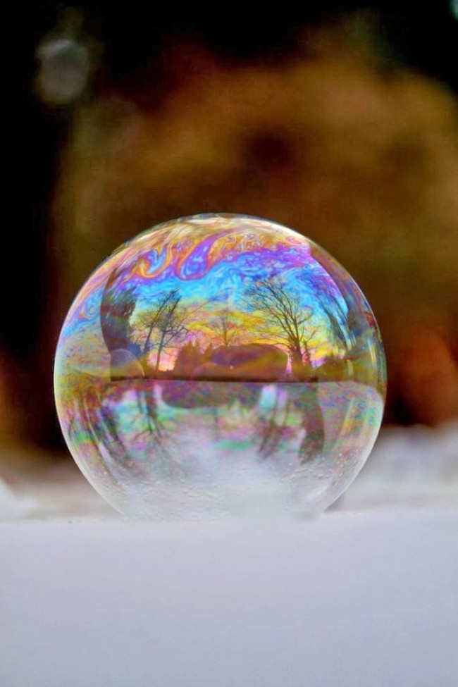 frozen-in-a-bubble-by-angela-kelly-7-650x975