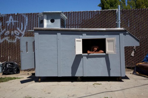 recycled-homeless-homes-project-gregory-kloehn-10-1